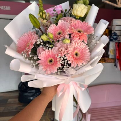 Bouquet gerberas pastel