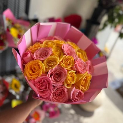 Bouquet rosas amarillas y rosa