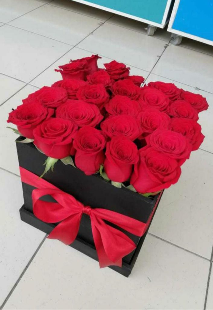 Rosas box – Floreria Riviera Maya